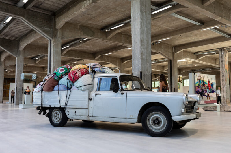 FENIX - Kimsooja, bottari truck - migrators 2007