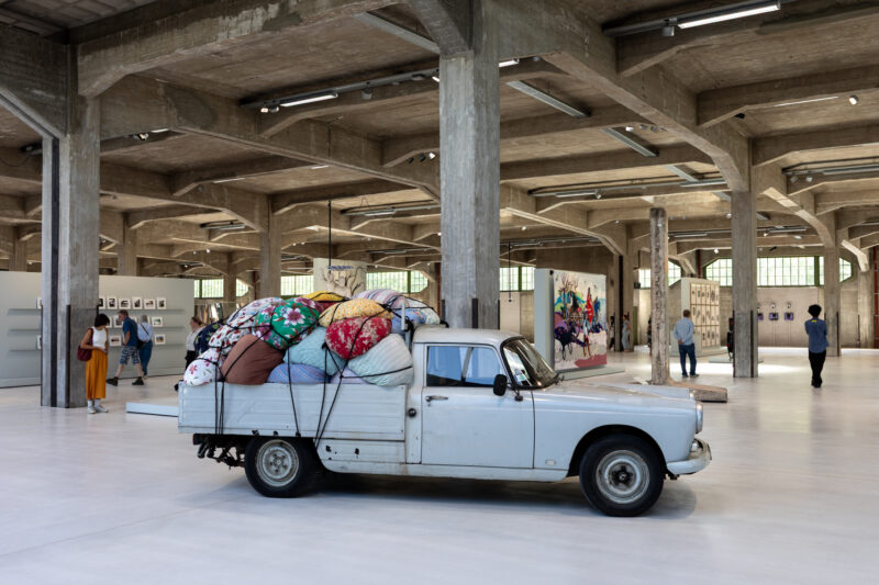 FENIX - Kimsooja, bottari truck - migrators 2007