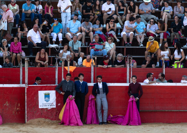Bullfight by young toreros