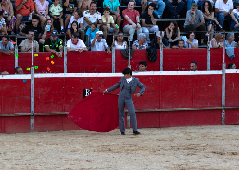 Bullfight by young toreros